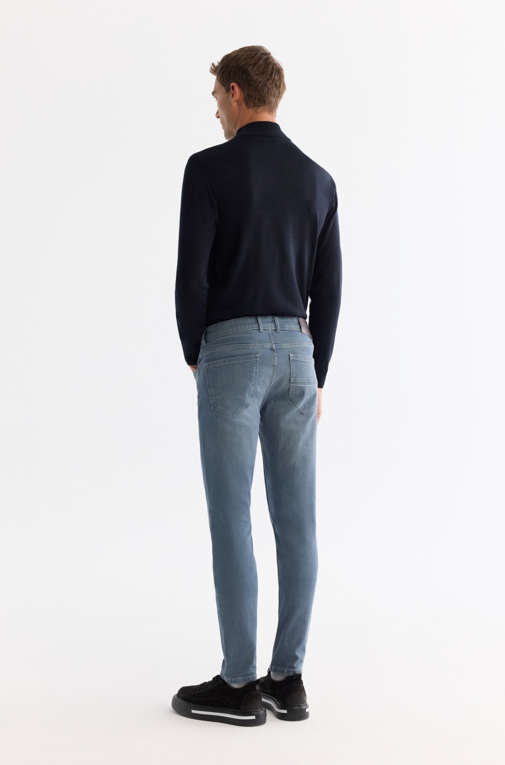 AVVA Erkek Mavi Klasik Bel Eskitme Yıkamalı Elastan Berlin Slim Fit Jean Pantolon A42Y3505 görsel 3