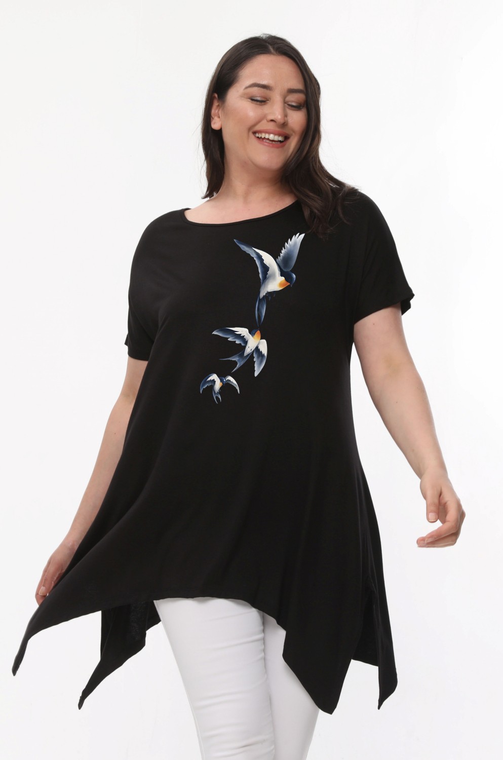Curvy Trend Büyük Beden Kırlangıçlar Baskılı Kısa Kol Yırtmaçlı Basic Bluz
