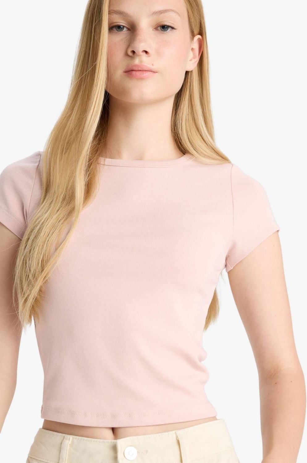 DeFacto Fitted Bisiklet Yaka Ribana Kısa Kollu Basic Tişört E0288AX25AU