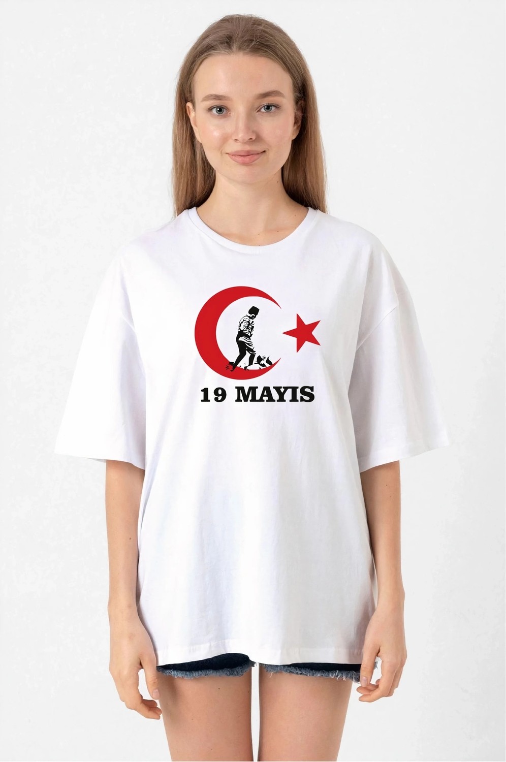 Tarz Yeri 19 Mayıs Atatürk Gençlik Spor Bayramı Baskılı Bisiklet Yaka T-Shirt - Beyaz