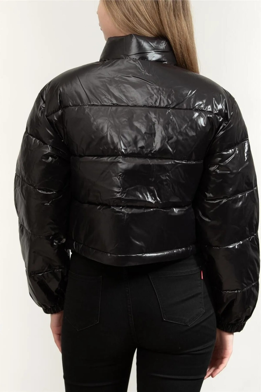 Calvin Klein Kadın Shıne Crop Puffer Jacket Siyah Uzun Kol Günlük Mont Normal Yaka LV047D504GUB1 görsel 6