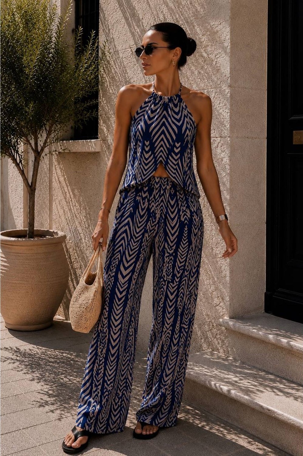 Sharin Kadın Yazlık Halter Yaka Siyah Beyaz Viskon Ikili Bluz Pantolon Takım G1-2392 görsel 4