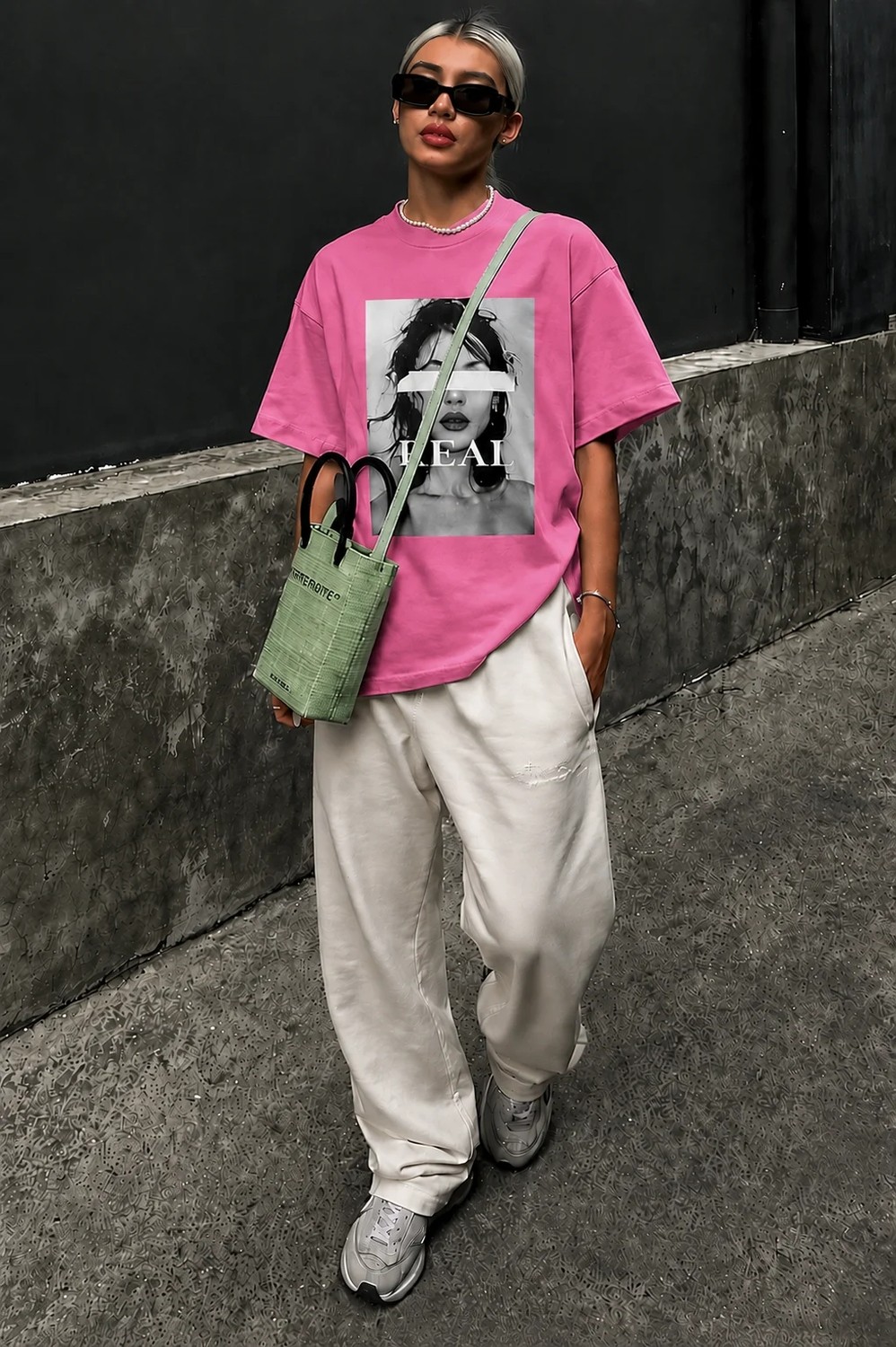 Madmext Siyah Oversize Baskılı Kadın Tişört MG1764