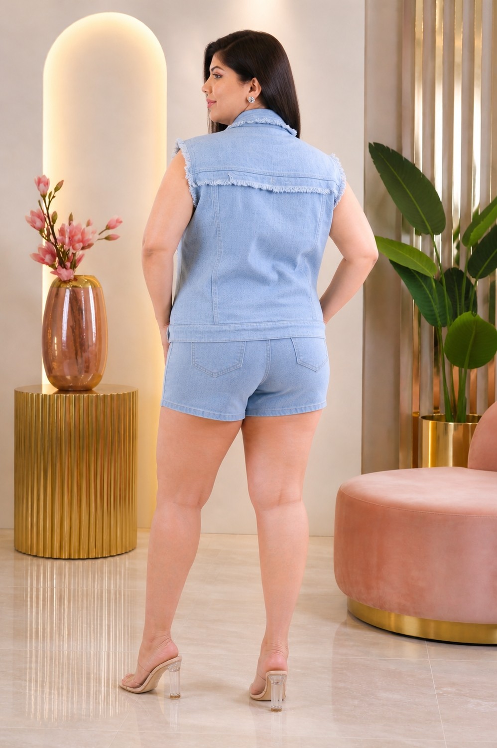 La Velina Büyük Beden Denim Yakalı Düğmeli Parlak Taşlı Kolsuz Eskitme Detaylı Kadın Yelek görsel 4