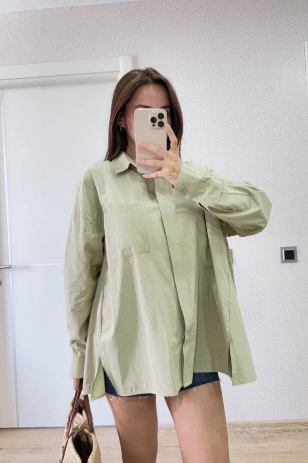 Hace Bazaar Kadın Oversize Pens Detaylı Cepli Yırtmaçlı Rahat Kalıp Poplin Gömlek - Yeşil