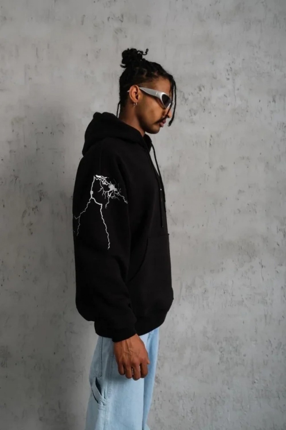 Pileli Store Erkek Maske Baskılı Kapüşonlu Sweat - Siyah görsel 3