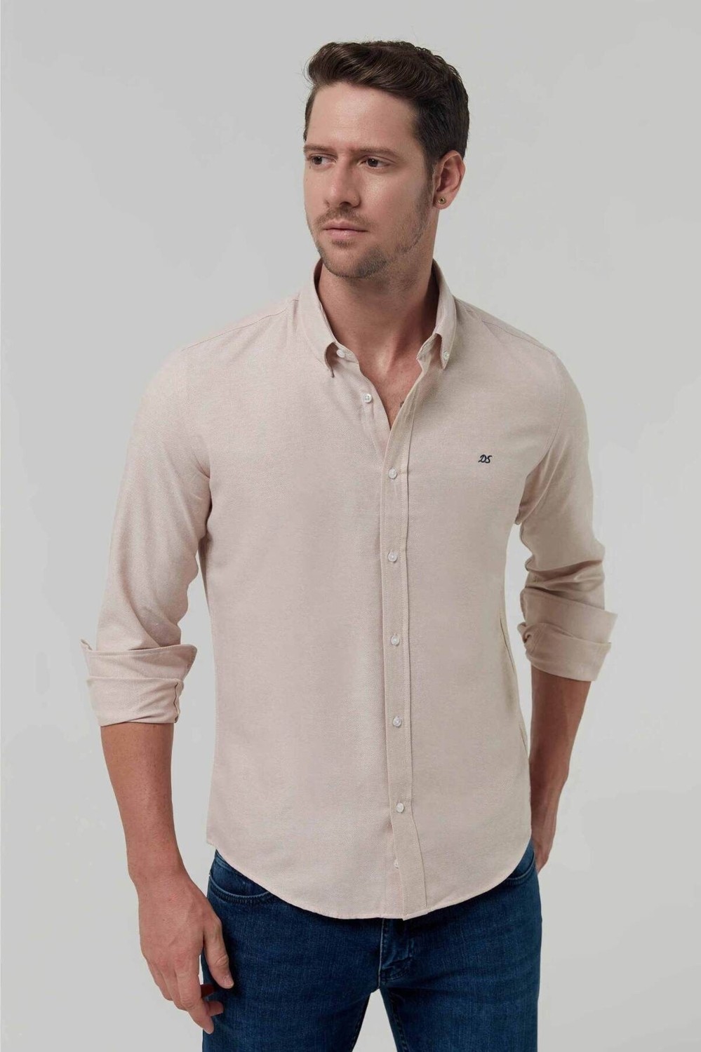 D'S Damat Slim Fit Bej Oxford Düğmeli Yaka Kolay Ütülenebilir Nakış Detaylı Pamuklu Gömlek 4HC02ORT03265