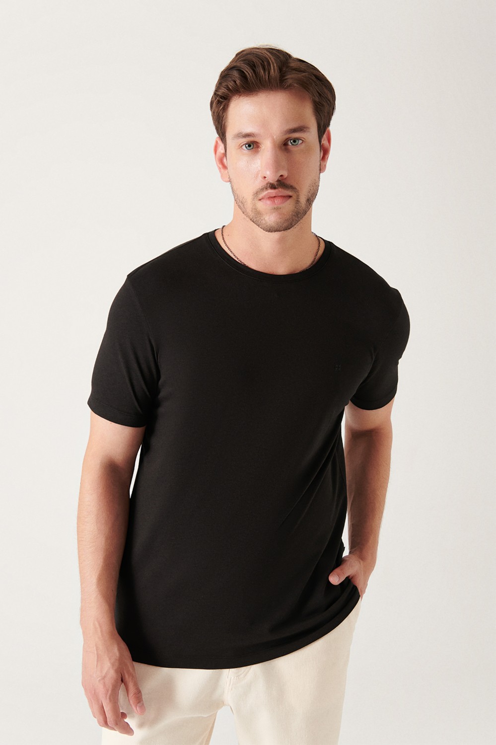 AVVA Erkek Lacivert Bisiklet Yaka Soft Touch Basic Regular Fit T-Shirt B001171 görsel 3