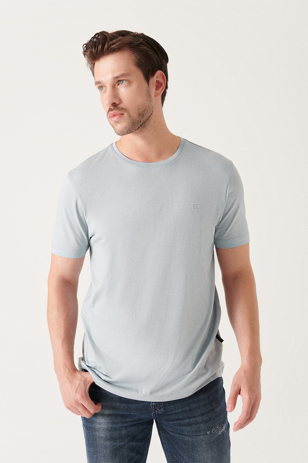 AVVA Erkek Lacivert Bisiklet Yaka Soft Touch Basic Regular Fit T-Shirt B001171