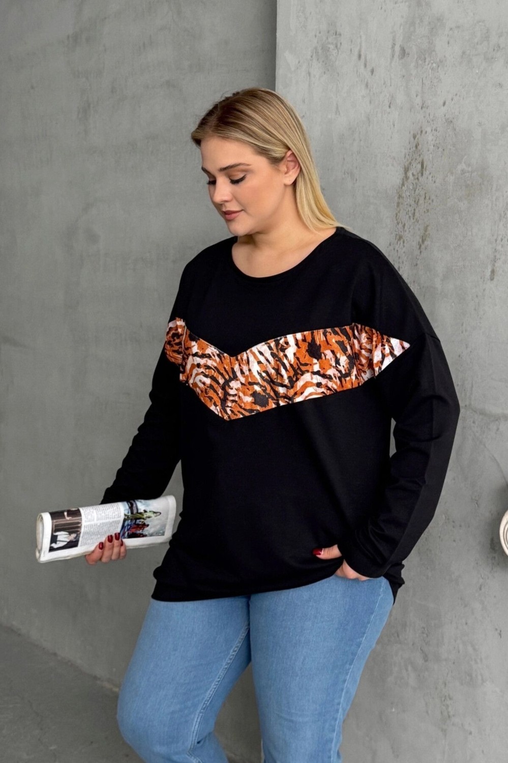 Stil Diva Büyük Beden Bisiklet Yaka Uzun Kollu Leopar Desenli Sweatshirt 300281 görsel 2