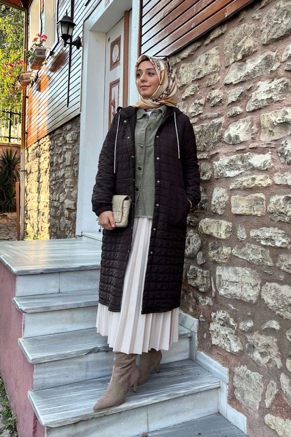 Tuğba Sarı Kahverengi Giy Çık Uzun Kadın Mont görsel 3