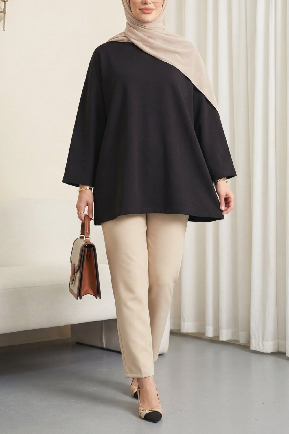 Moda Morfo Yuvarlak Yaka Salaş Penye Tunik -Siyah