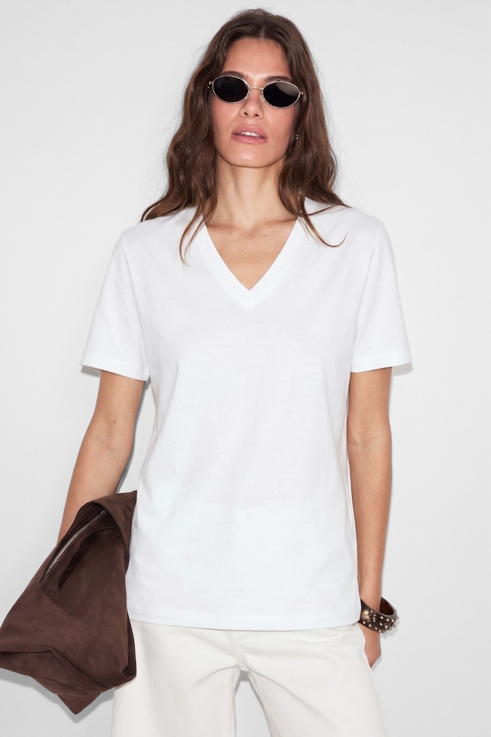Ethiquet Sheane Kadın %100 Organik Pamuk Derin V Yakalı Comfort Fit Vizon T-Shirt