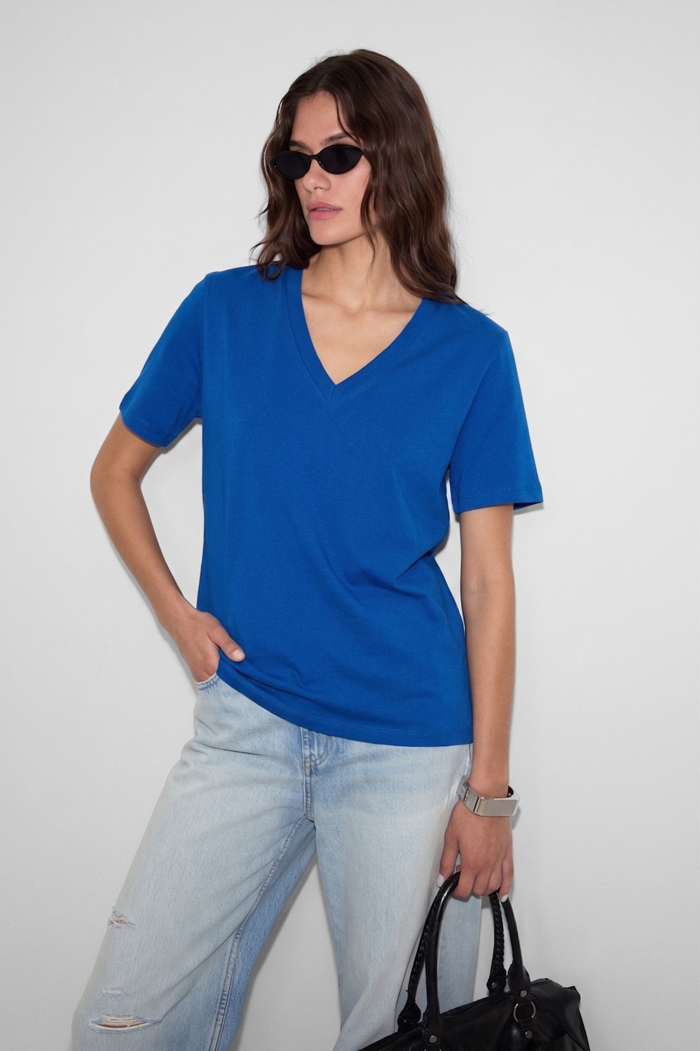 Ethiquet Sheane Kadın %100 Organik Pamuk Derin V Yakalı Comfort Fit Vizon T-Shirt
