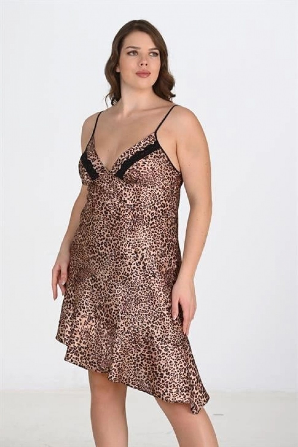Pileli Store Premium Büyük Beden Saten Leopar Gecelik Bigsize