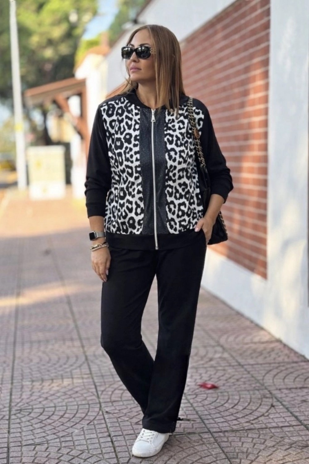 Pileli Store Kadın Uzun Kollu Önden Fermuarlı Leopar Desenli Viskon Iki Iplik Bluz ve Pantolon Ikili Takım görsel 2