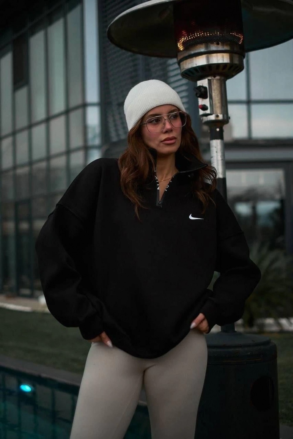Pileli Store Kadın Yarım Fermuarlı Üç Iplik Şardonlu Pamuklu Sweatshirt - Siyah
