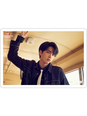 Universal Boyz Younghoon Sticker Araba Oto Arma Duvar Sticker Ev Dekoratif Çıkartma 15 Cm