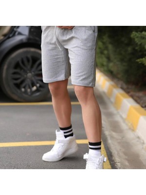 Raspberry Erkek Penye Şort Gri Renkli Esnek Yapı ile Spor Tarz ve Günlük Rahatlık Sunar