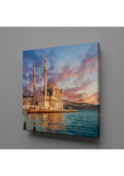 Deniz Manzaralı Cami 130X130CM