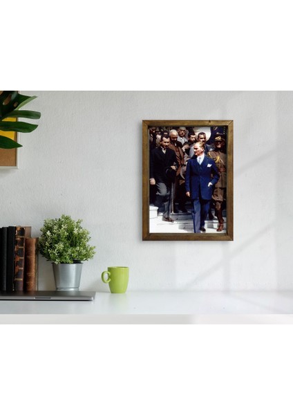 Gift Atatürk Tasarımlı Doğal Masif Ahşap Çerçeveli Tablo28 modelleri