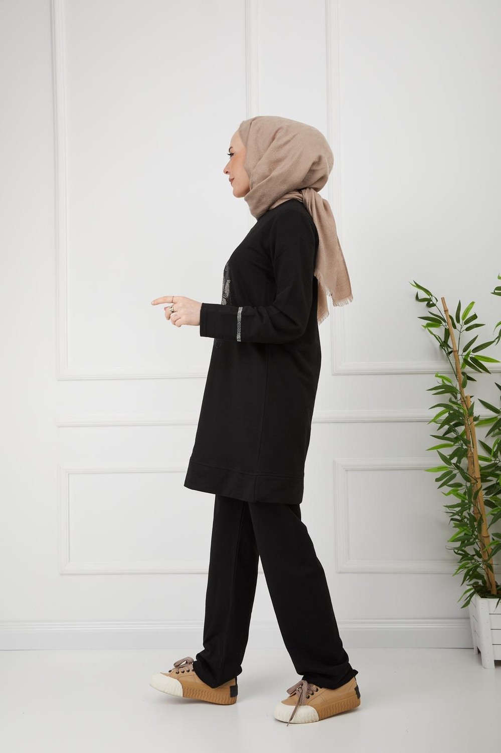 Cng Moda Siyah Kelebek Taşlı Ikili Takım görsel 2