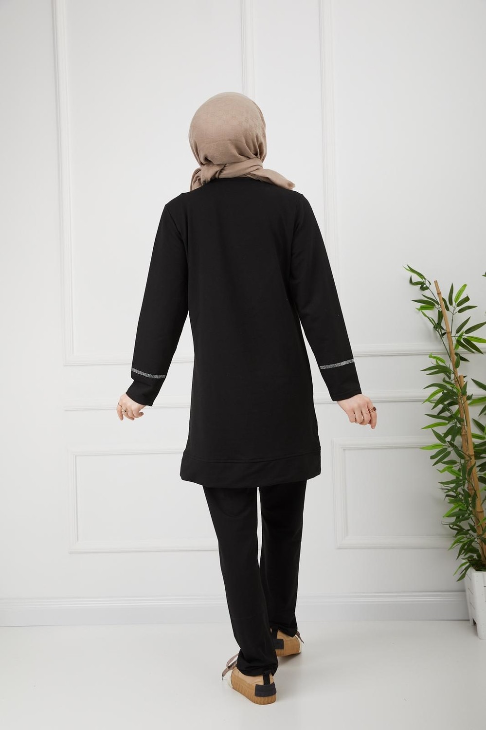 Cng Moda Siyah Kelebek Taşlı Ikili Takım görsel 4