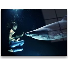 Glass Art Köpek Balığı ve Kadın Cam Tablo
