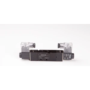 4V230C-08 1/4 5/3 Kapalı Merkez Çift Bobin Valf 220 Ac