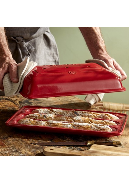 Baguette Baker Burgundy