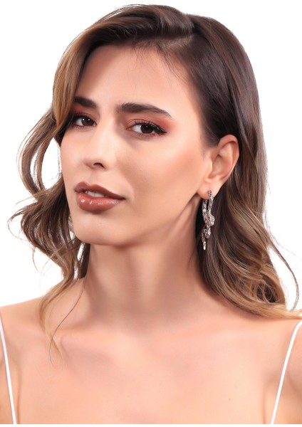 Kadın Antik Gümüş Kaplama Çivili Model Kabartma Baskılı Yılan Küpe modelleri