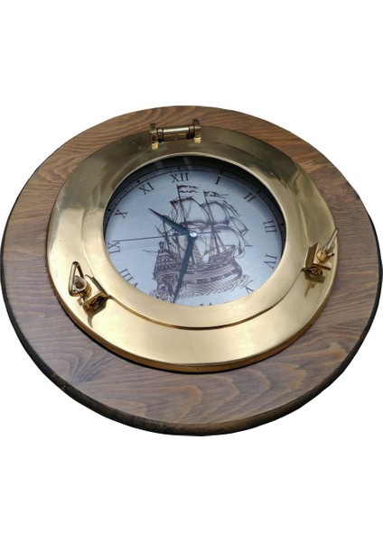 Lumbozlu Duvar Saati Yelkenli Motifli Pirinç Döküm