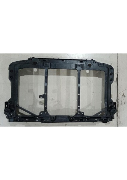 Panel Mazda 3 13-16 Ön