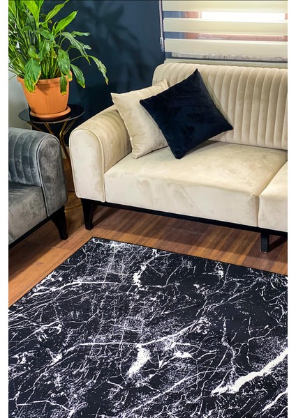 Siyah Desenli Kaymaz Taban Yıkanabilir Halı modelleri