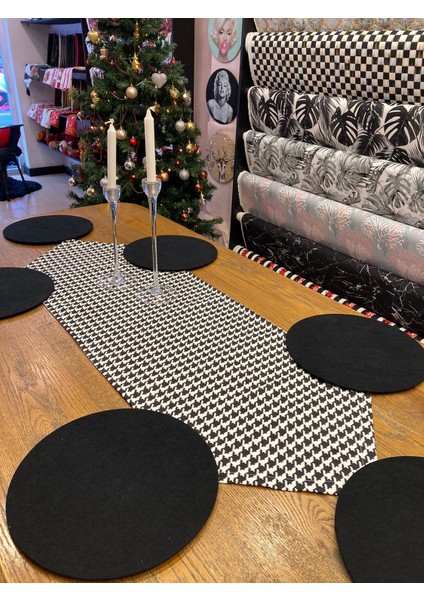 Tuğçe Demir Home Desıgn Siyah Kazayağı Desen Runner modelleri