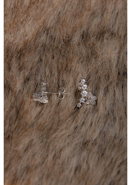 Kelebekli Beştaşlı 925 Ayar Zirkon Taşlı Küpe modelleri