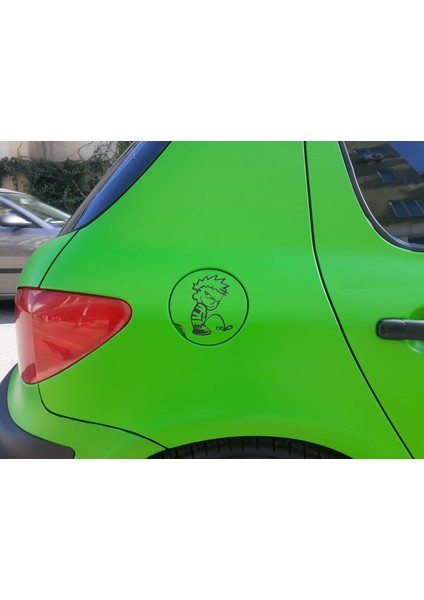 Işeyen Yaramaz Çocuk Depo Kapağı Sticker 00880 fiyatları
