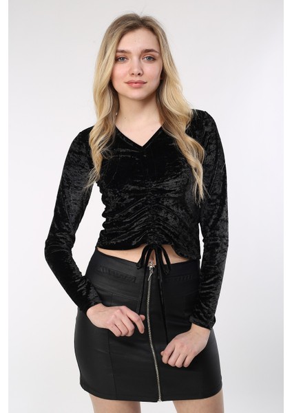 Kadın Siyah Kadife Önü Büzgülü V Yaka Bluz