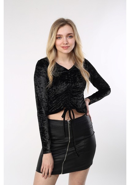 Kadın Siyah Kadife Önü Büzgülü V Yaka Bluz indirimleri