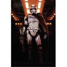 Pyramid International Maxi Poster - Star Wars Episode Vıı Captain Phasma