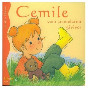 CEMİLE YENİ ÇİZMELERİNİ GİYİYOR