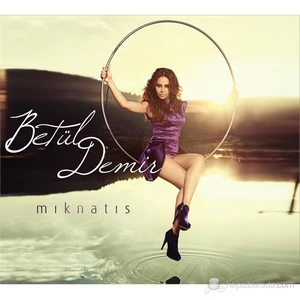 Betül Demir - Mıknatıs