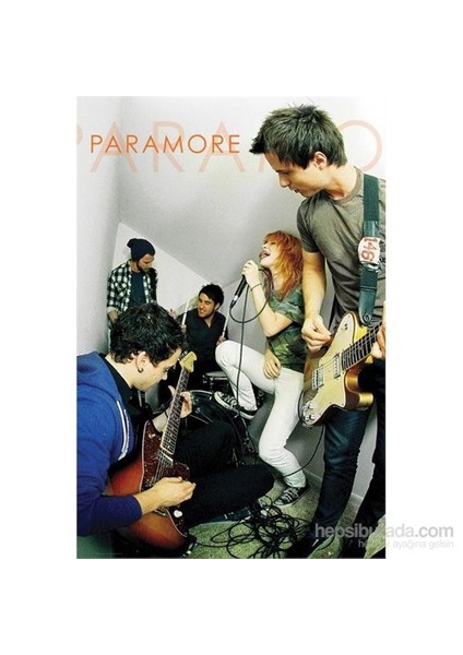 Paramore Live Maxi Poster