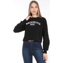 Neslice Kadın Siyah Crop Havlu Nakışlı Sweat