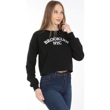 Neslice Kadın Siyah Crop Havlu Nakışlı Sweat