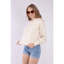 Neslice Kadın Ecru Kapüşonlu Crop Spor Sweatshirt