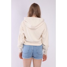 Neslice Kadın Ecru Kapüşonlu Crop Spor Sweatshirt