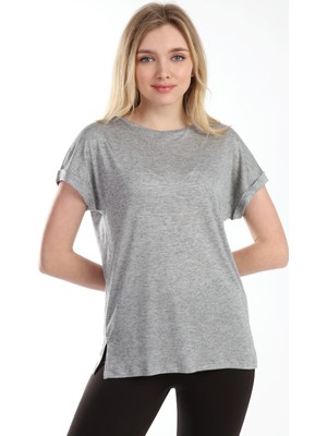 Neslice Kadın, Gri Oversize Yaka T-Shirt