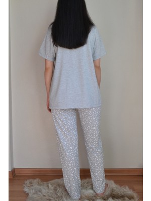 Nena Kadın Cosmos Pamuklu Yarım Patlı Düğmeli Yarım Kol Çiçek Desenli Büyük Beden Uzun Gri Pijama Takımı
