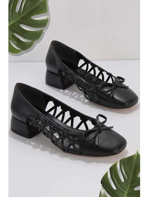 Bambi Siyah Kadın Klasik Topuklu Ayakkabı K01840260009